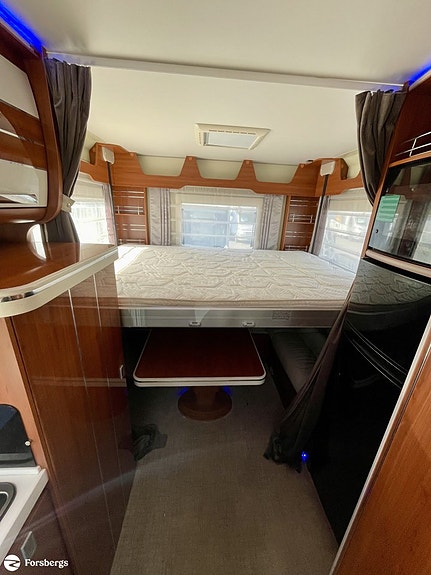 Mobilvetta K-YACHT 80 TEKNI LINE / Sittgrupp bak / Nedfällbara taksängar fram och b 14 of 15