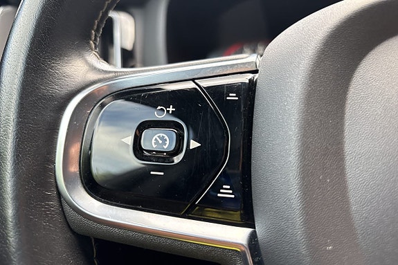 Volvo XC60 22 of 29