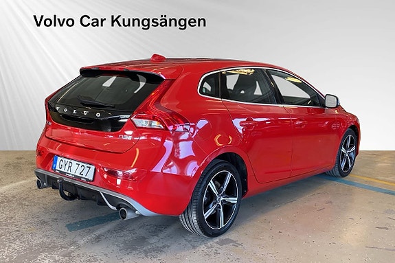Volvo V40 10 of 30