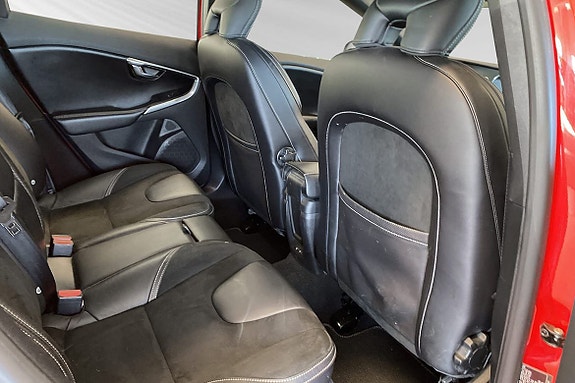 Volvo V40 21 of 30
