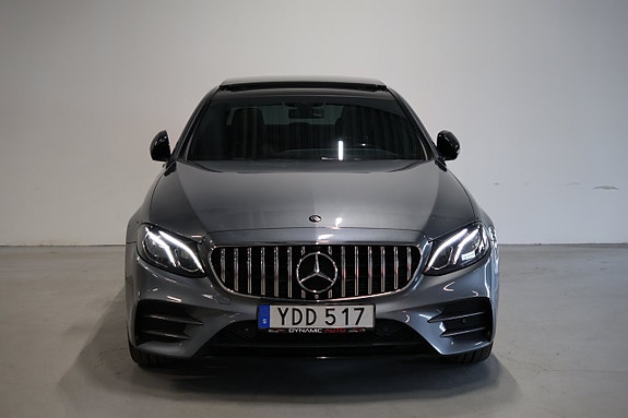 Mercedes-Benz E220 d 3 of 5