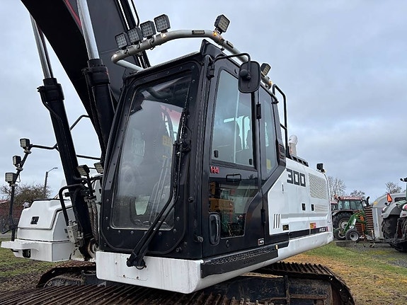 Hidromek HMK 300 LC 6 of 8