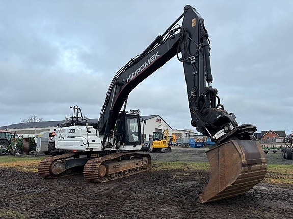 Hidromek HMK 300 LC 5 of 8