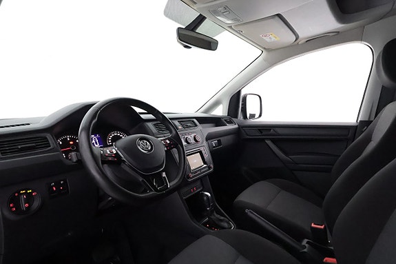 Volkswagen Caddy Maxi 11 of 24