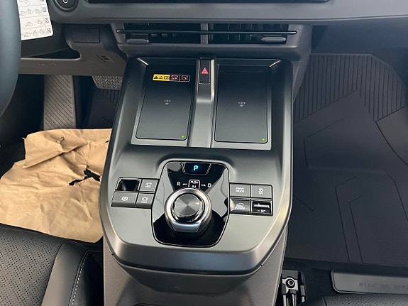 Subaru E-Outback 12 of 16