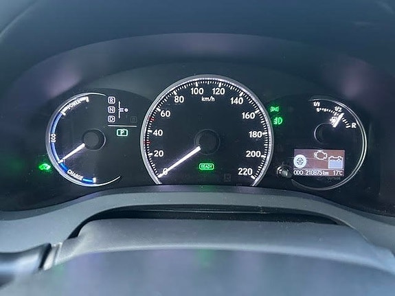 Lexus CT200h 19 of 22