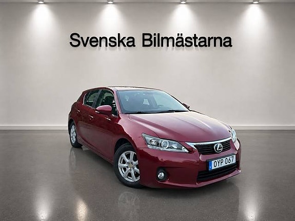 Lexus CT200h 3 of 5
