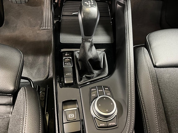 BMW X1 18 of 25