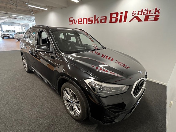 BMW X1 3 of 5