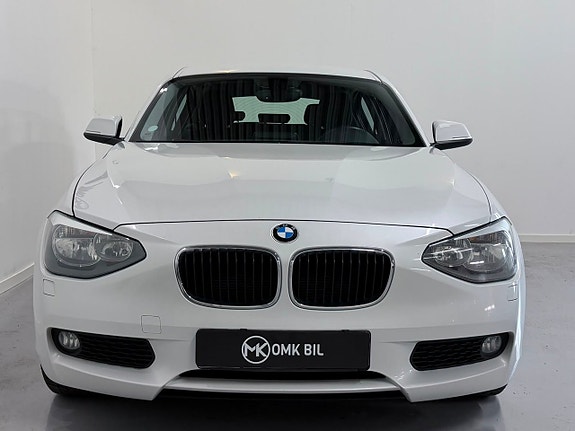 BMW 118d 6 of 26
