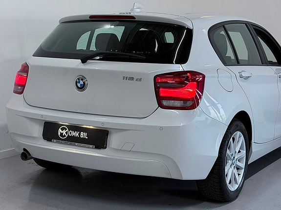 BMW 118d 9 of 26