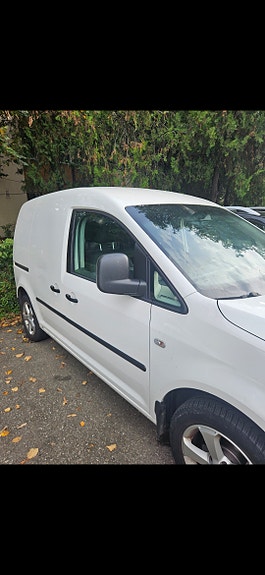 Volkswagen Caddy 2 of 5