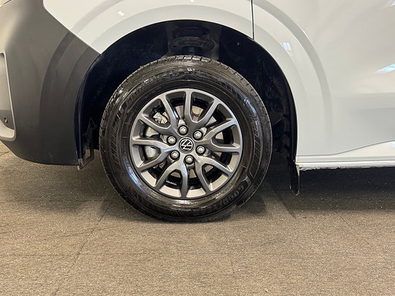 Volkswagen Transporter 17 of 19