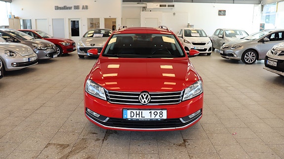 Volkswagen Passat 7 of 17