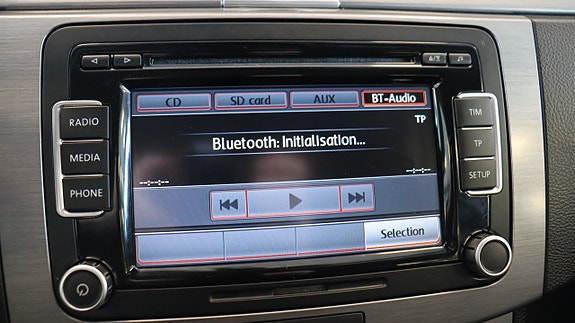 Volkswagen Passat 16 of 17