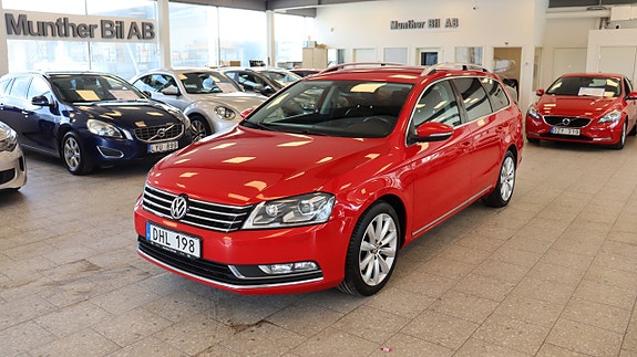 Volkswagen Passat 2 of 5