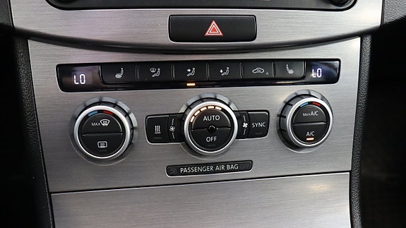 Volkswagen Passat 17 of 17