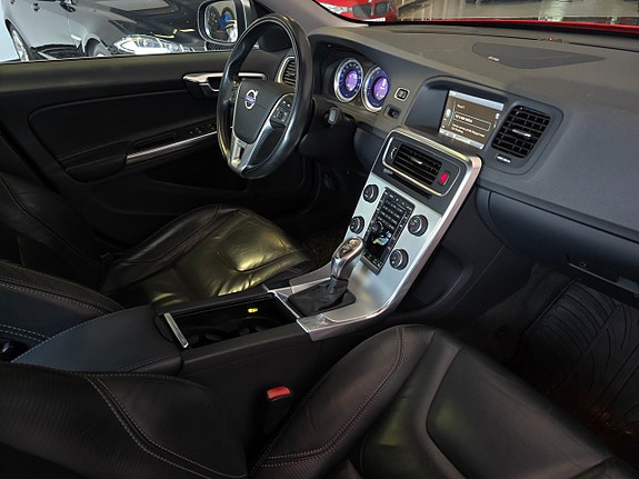 Volvo S60 13 of 19