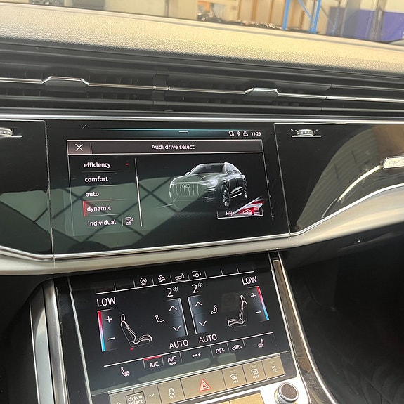 Audi Q8 14 of 15