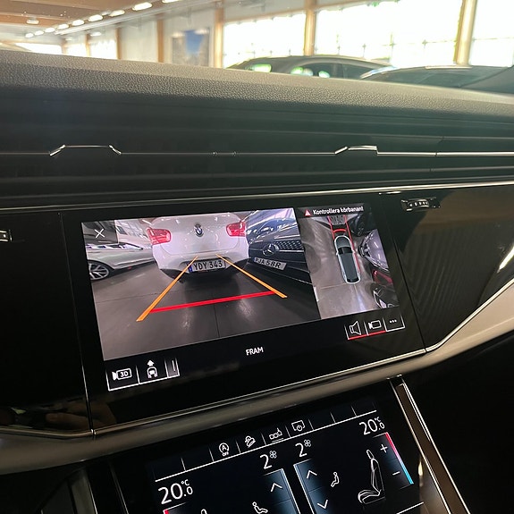 Audi Q8 13 of 15