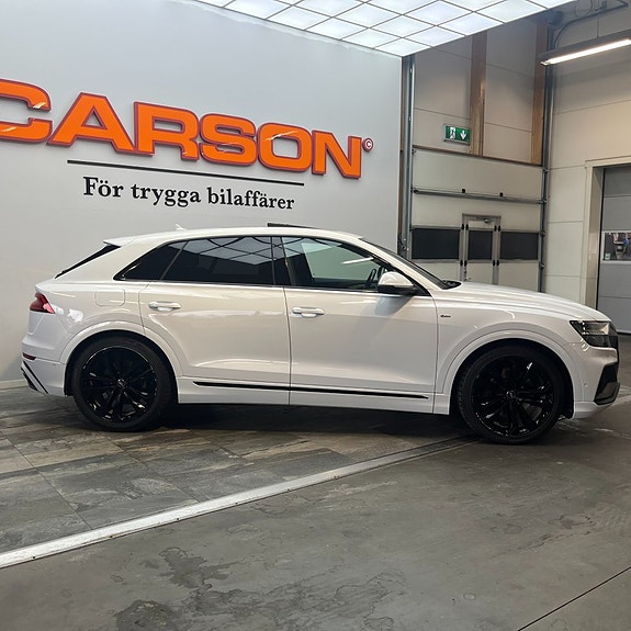 Audi Q8 3 of 15