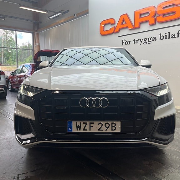 Audi Q8 6 of 15