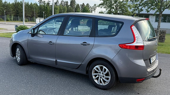 Renault Grand Scenic III 3 of 5