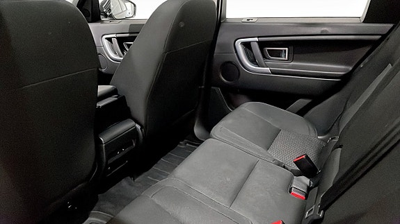 Land Rover Discovery Sport 12 of 13