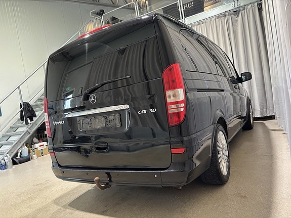 Mercedes-Benz Viano 5 of 5