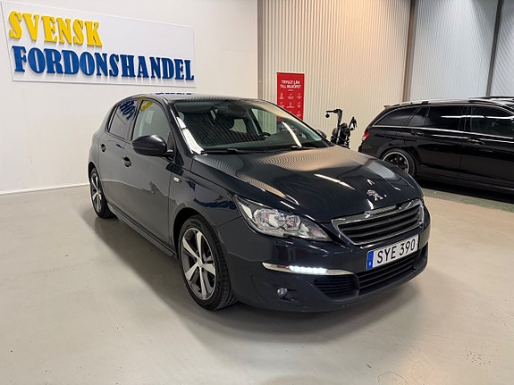 Peugeot 308 3 of 5