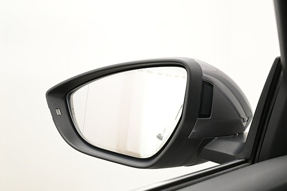 Audi e-tron 19 of 26