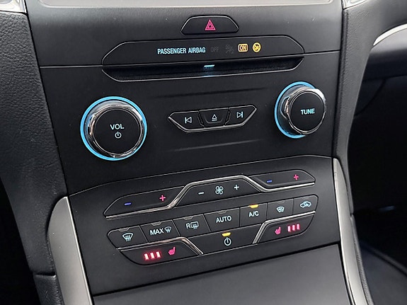 Ford Galaxy 30 of 30