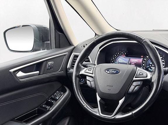 Ford Galaxy 19 of 30