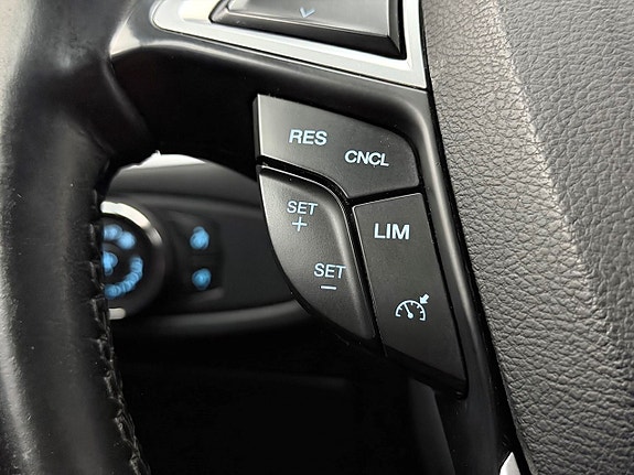 Ford Galaxy 23 of 30