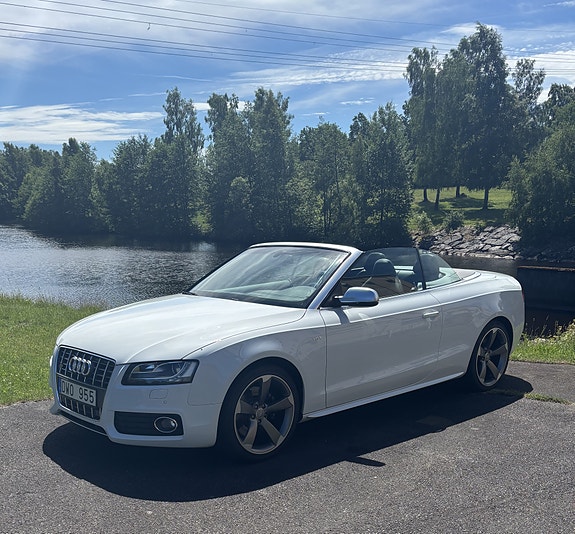 Audi S5 2 of 5