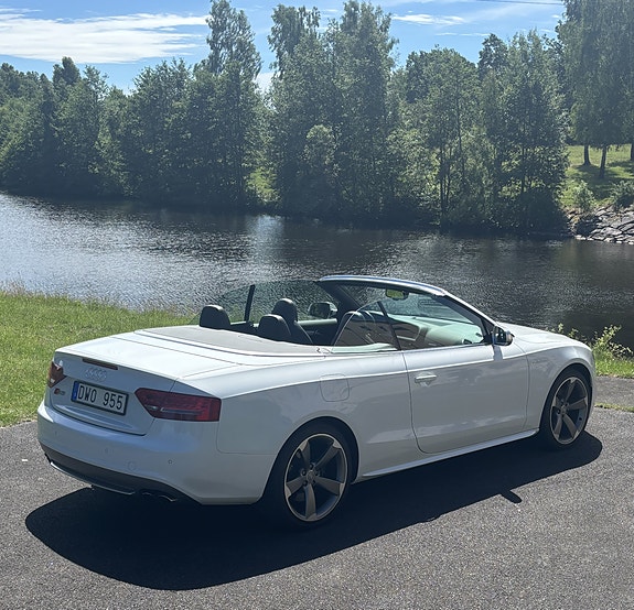 Audi S5 3 of 5
