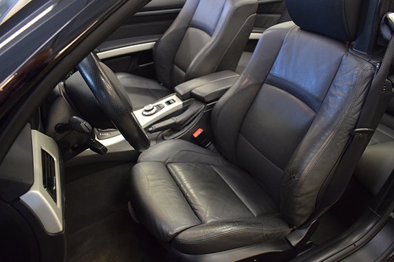 BMW 335i 12 of 17