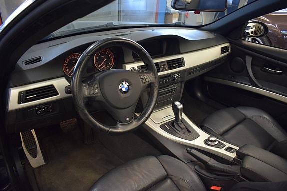 BMW 335i 11 of 17