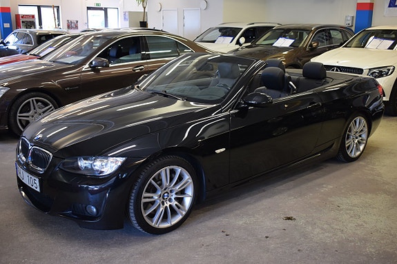 BMW 335i 7 of 17
