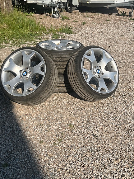 BMW 525i 6 of 6