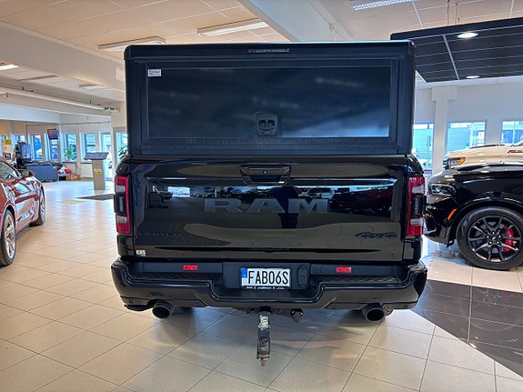 RAM 1500 3 of 5