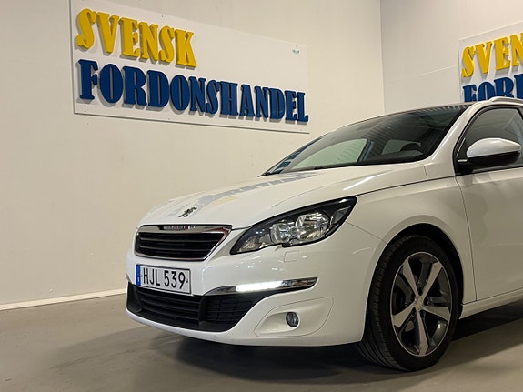 Peugeot 308 SW 4 of 5