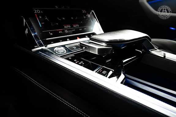 Audi e-tron Sportback 11 of 11