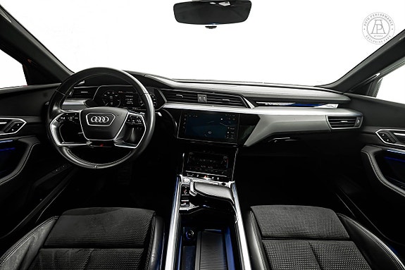 Audi e-tron Sportback 7 of 11