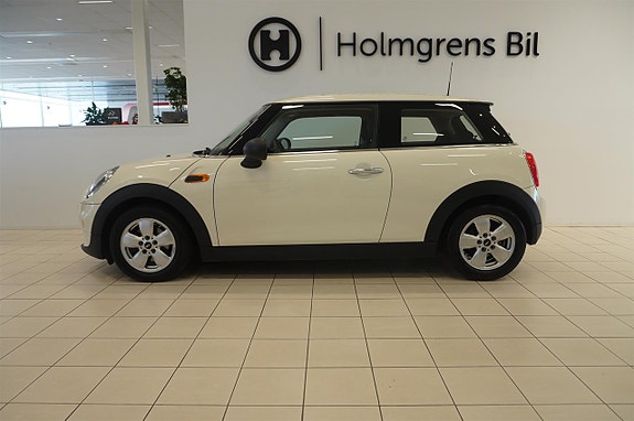 MINI Cooper 3 of 5