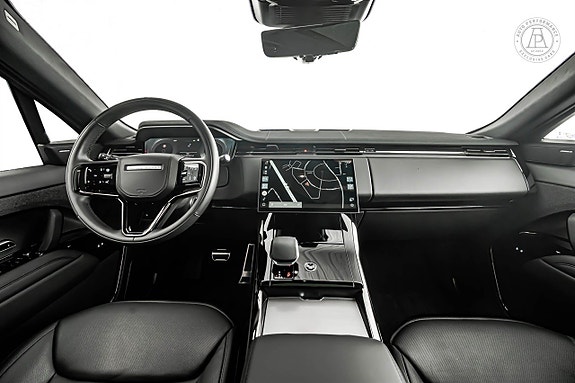 Land Rover Range Rover Sport 7 of 12
