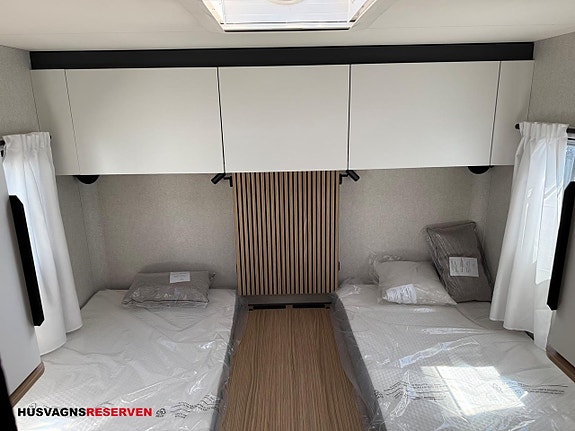 Pilote P 690 GJ Expression 17 of 23