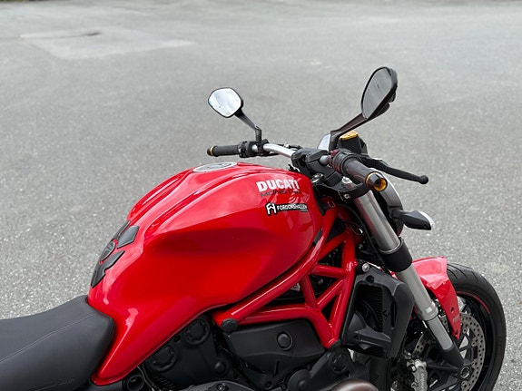 Ducati Monster 821 1.951 Mil/Bra skick/800:-/mån Frakt -15 11 of 15
