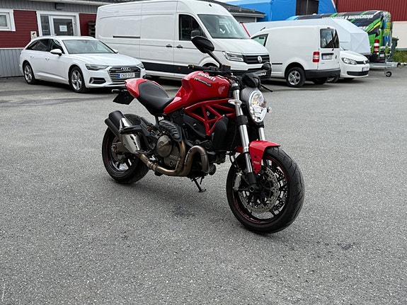 Ducati Monster 821 1.951 Mil/Bra skick/800:-/mån Frakt -15 8 of 15