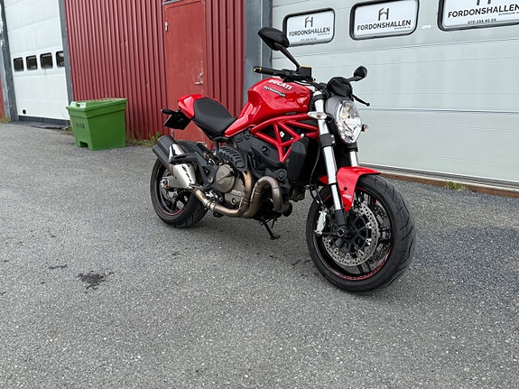 Ducati Monster 821 1.951 Mil/Bra skick/800:-/mån Frakt -15 10 of 15